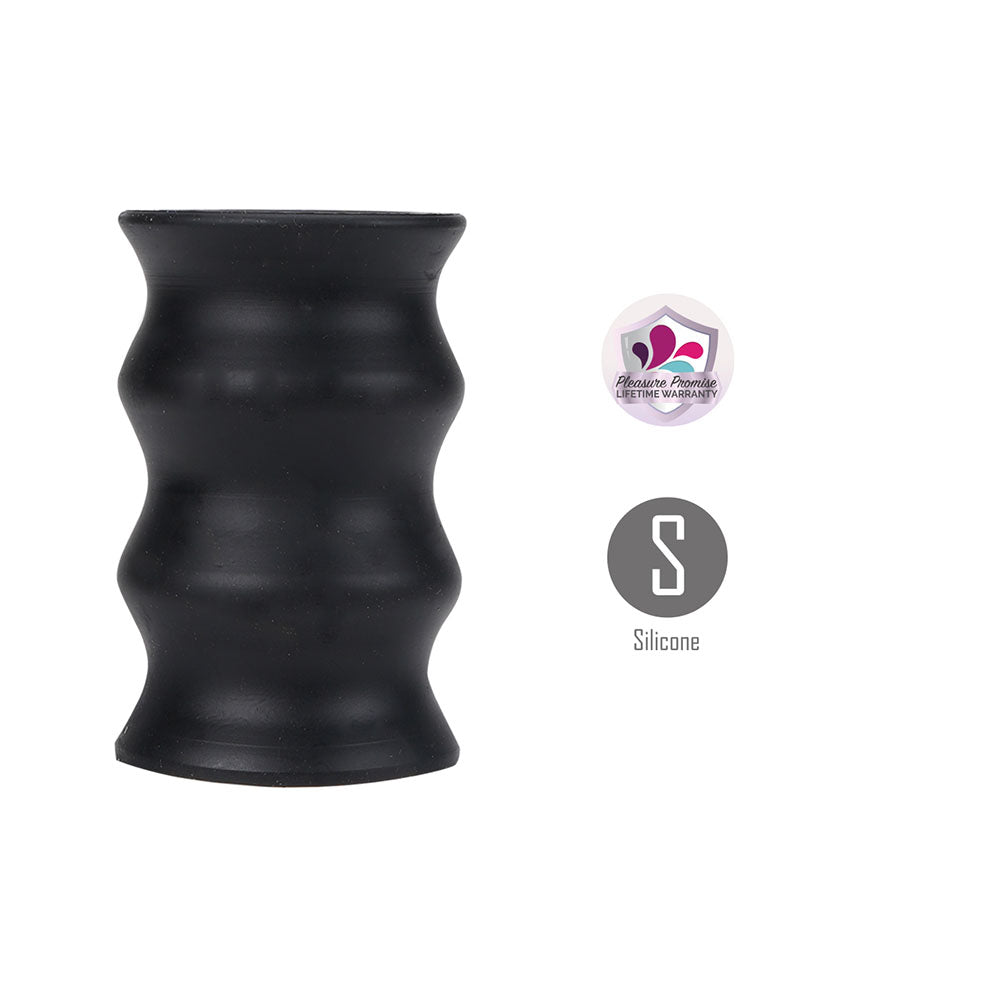 Maia ELI - Black 10 cm Stroker Sleeve-BO-25-04-BLACK